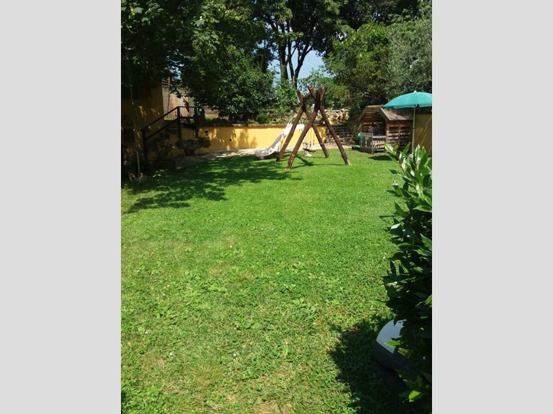 Casa Semi Indipendente in Vendita a Pietrasanta, zona Strettoia, 270'000€, 55 m², arredato