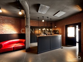 Immobile commerciale in Vendita a Grosseto, 160'000€, 105 m²