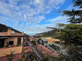 Casa Indipendente in Vendita a Monte Argentario, zona Porto Santo Stefano - Campone, 820'000€, 125 m², con Box