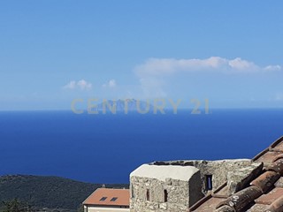 Trilocale in Vendita a Isola del Giglio, zona Giglio Castello, 200'000€, 53 m²