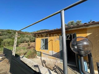 Casa Indipendente in Vendita a Monte Argentario, zona Porto Santo Stefano - Campone, 95'000€, 30 m²