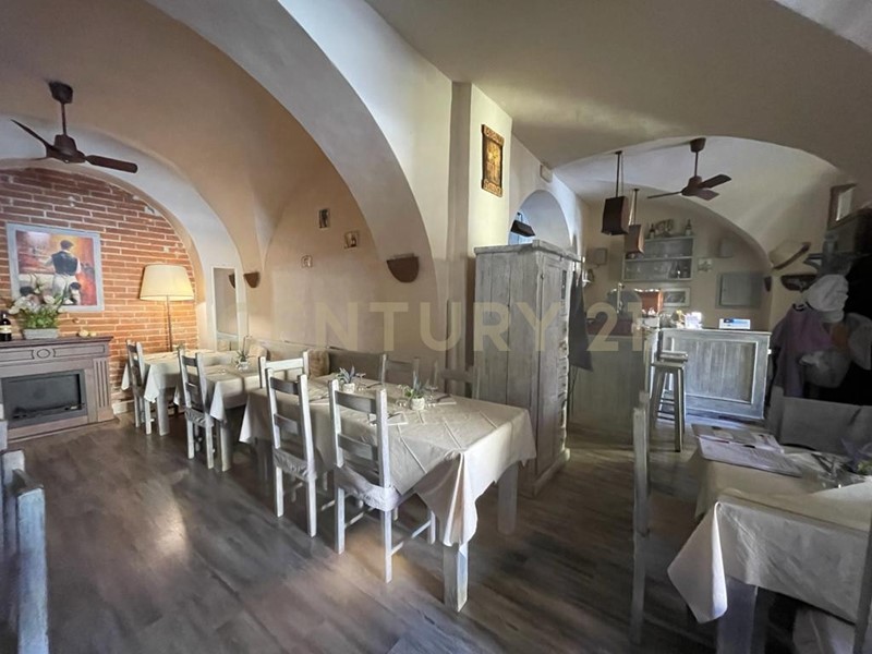 Attività commerciale in Vendita a Orbetello, 180'000€, 60 m², arredato