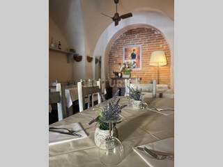 Attività commerciale in Vendita a Orbetello, 180'000€, 60 m², arredato