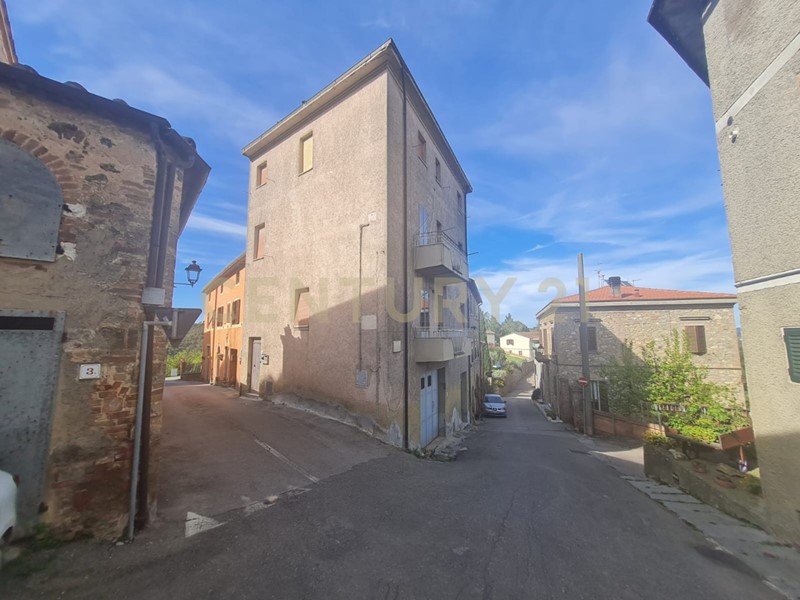 Quadrilocale in Vendita a Civitella Paganico, zona Civitella Marittima, 35'000€, 52 m²