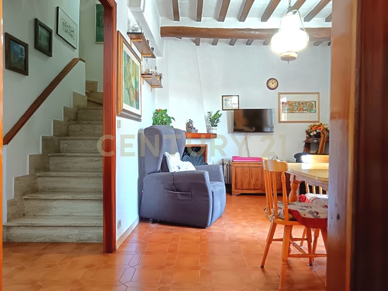 Appartamento in Vendita a Abbadia San Salvatore, 98'000€, 120 m²