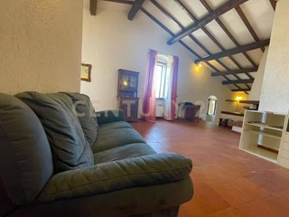 Casa Indipendente in Vendita a Magliano in Toscana, 220'000€, 105 m²