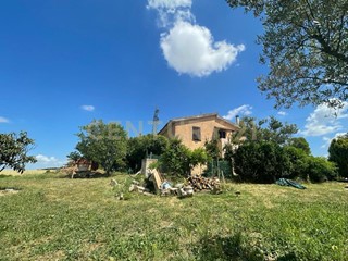 Casa Indipendente in Vendita a Manciano, 270'000€, 140 m²