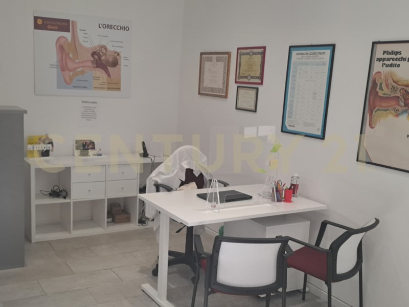 Immobile commerciale in Vendita a Orbetello, 210'000€, 48 m²