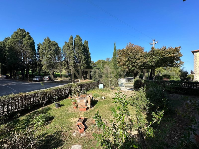 Appartamento in Vendita a Scansano, 124'000€, 120 m²