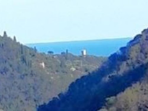 Villa in Vendita a Rapallo, zona S. ANDREA DI FOGGIA, 320'000€, 150 m²