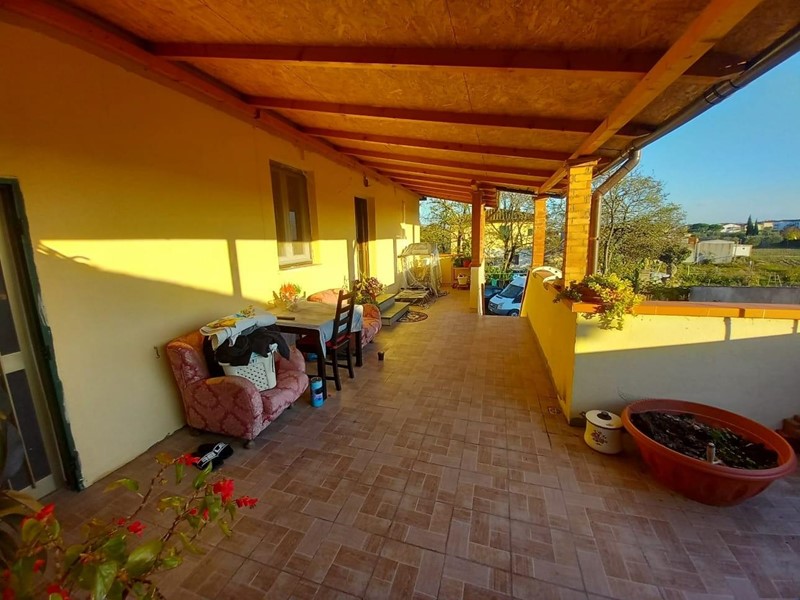 Appartamento in Vendita a Pontedera, 300'000€, 270 m²