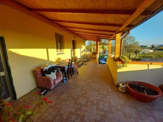 Appartamento in Vendita a Pontedera, 300'000€, 270 m²