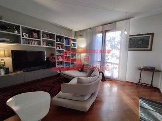 Quadrilocale in Vendita a Montecatini Terme, zona Nievole, 245'000€, 135 m², con Box