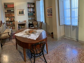 Appartamento in Vendita a Pisa, 495'000€, 150 m²