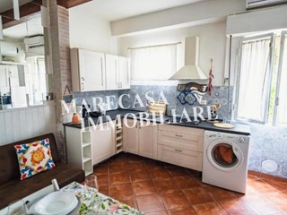 Trilocale in Vendita a Ameglia, zona Ameglia Bivio, 125'000€, 70 m²