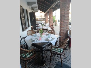 Attività commerciale in Vendita a Ciriè, 105'000€, 300 m²