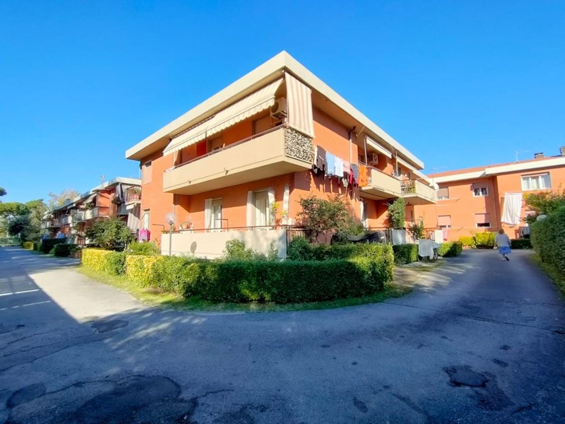 Quadrilocale in Vendita a Massa, zona Marina di Massa, 220'000€, 95 m²
