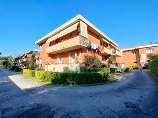 Quadrilocale in Vendita a Massa, zona Marina di Massa, 220'000€, 95 m²