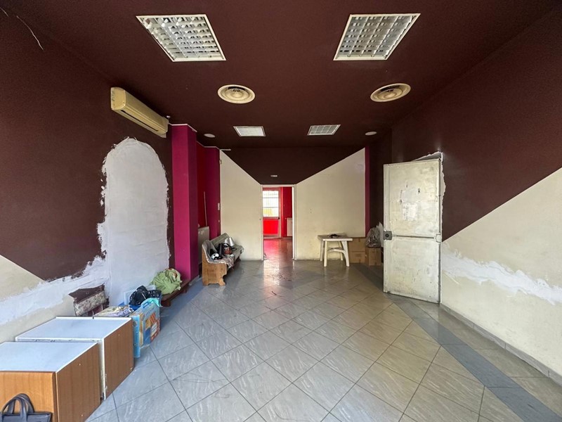 Negozio in Vendita a Torino, 38'000€, 59 m²