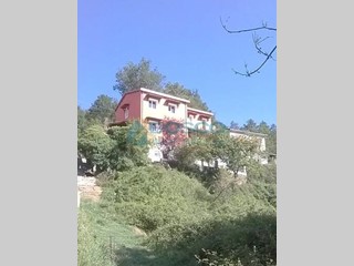 Casa Semi Indipendente in Vendita a Beverino, 350'000€, 170 m²