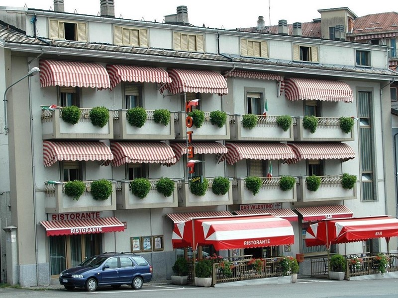 Immobile commerciale in Vendita a Perosa Argentina, 700'000€, 1000 m², arredato