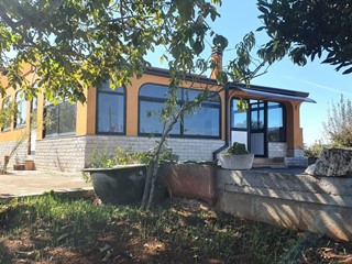 Casa Indipendente in Vendita a Conversano, zona Triggianello, 230'000€, 195 m²