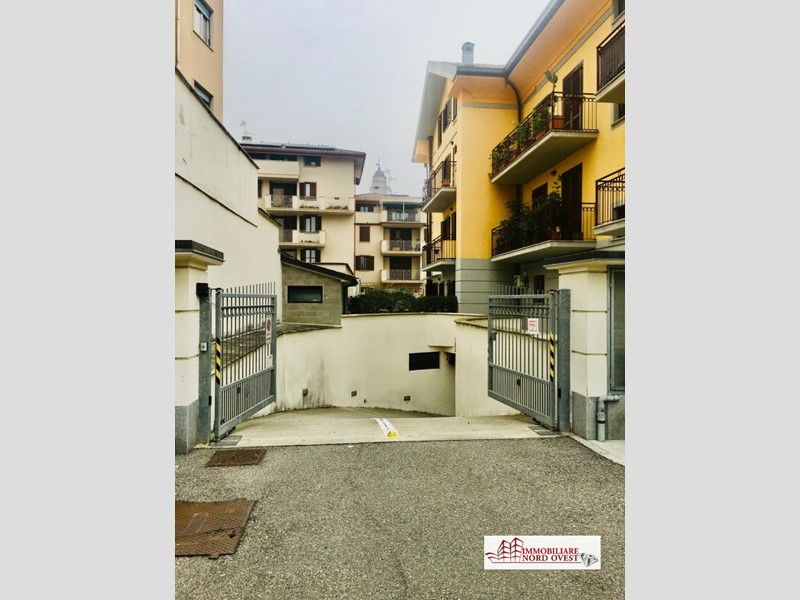 Box in Vendita a Arluno, 13'000€, 12 m²