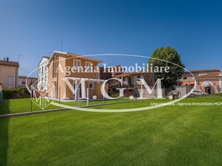 Casa Indipendente in Vendita a Buti, zona Cascine, 315'000€, 106 m²