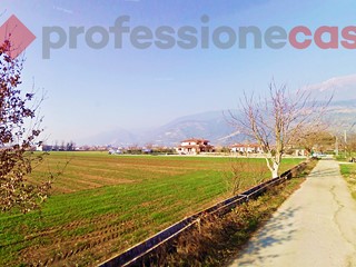 Terreno agricolo in Vendita a Aquino, 49'000€, 14230 m²