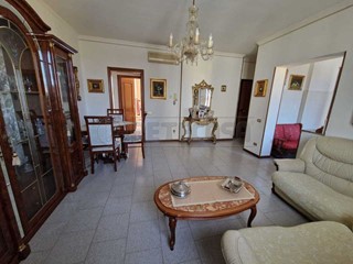 Quadrilocale in Vendita a Cremona, 189'900€, 128 m², con Box