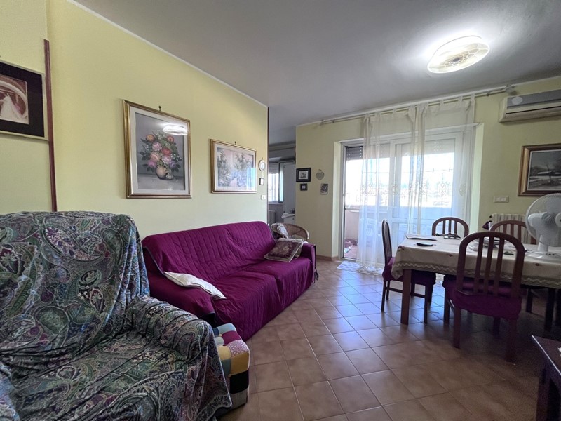Quadrilocale in Vendita a Catanzaro, zona Santa Maria, 50'000&euro;, 108 m²