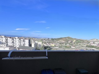 Quadrilocale in Vendita a Catanzaro, zona Santa Maria, 50'000&euro;, 108 m²