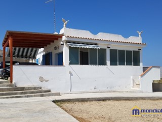 Villa in Vendita a Pachino, 65'000€, 80 m²