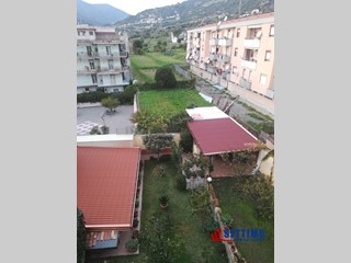 Villa in Vendita a Furci Siculo, 120'000€, 330 m²