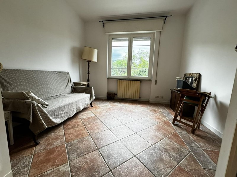 Appartamento in Vendita a Massa, zona Castagnara, 220'000€, 90 m²