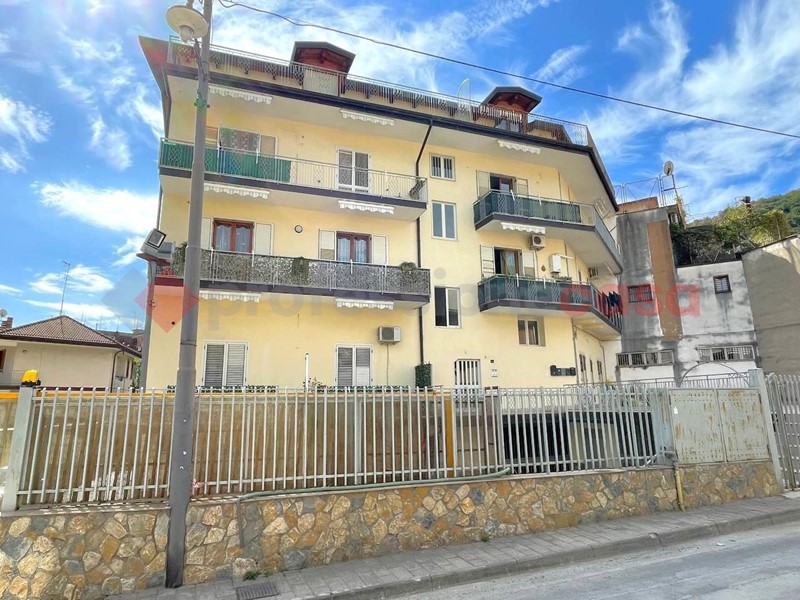 Trilocale in Vendita a Siano, 95'000&euro;, 70 m²