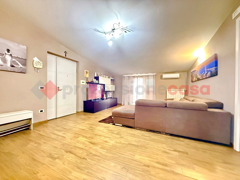 Appartamento in Vendita a Acerra, 156'000€, 115 m²