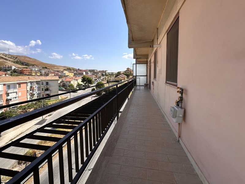 Trilocale in Vendita a Catanzaro, zona Santa Maria, 70'000&euro;, 73 m²
