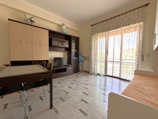 Trilocale in Vendita a Catanzaro, zona Santa Maria, 70'000&euro;, 73 m²