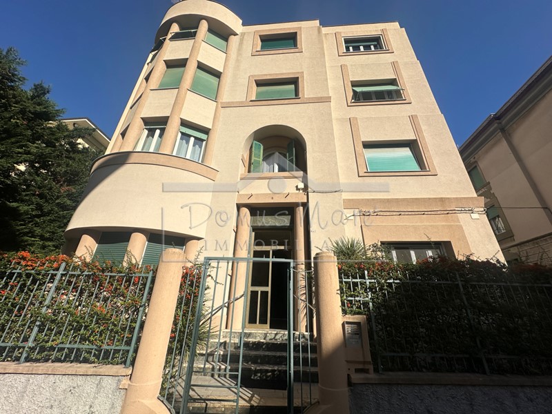 Appartamento in Vendita a Savona, 399'000€, 142 m², arredato