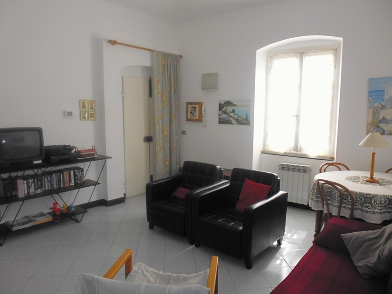 Appartamento in Affitto a Sestri Levante, 700&euro;, 80 m², arredato