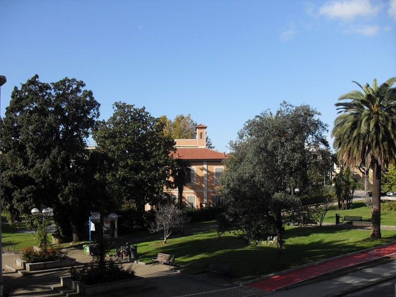 Appartamento in Affitto a Sestri Levante, 1'000€, 80 m², arredato