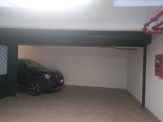 Box in Vendita a Genova, zona Albaro, 120'000€, 55 m²