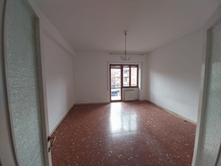 Bilocale in Affitto a Pomezia, zona Torvaianica Centro, 750€, 90 m²