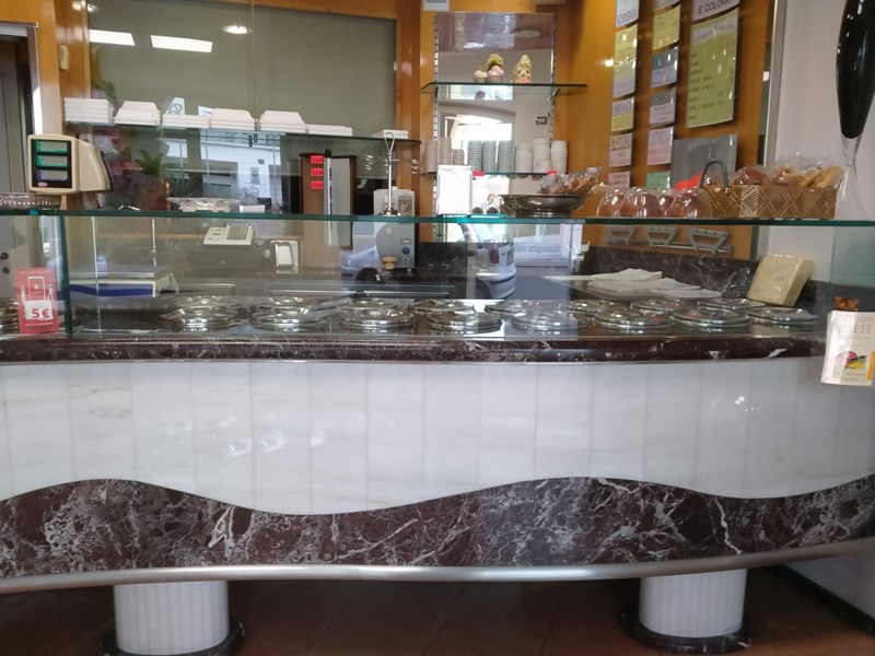 Attività commerciale in Vendita a Viadana, 100'000€, 50 m², arredato