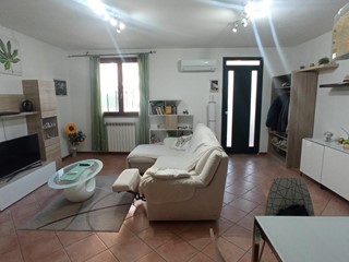 Casa Indipendente in Vendita a Montopoli in Val d'Arno, zona Angelica, 163'000€, 85 m², con Box