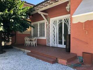 Villa in Affitto a Forte dei Marmi, 20'000€, 180 m²