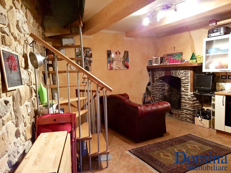 Casa Indipendente in Vendita a Massa, zona Altagnana, 70'000&euro;, 60 m², arredato