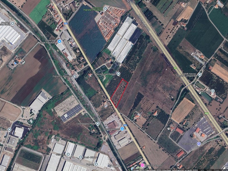 Terreno edificabile in Vendita a Pignataro Maggiore, 395'000€, 9226 m²