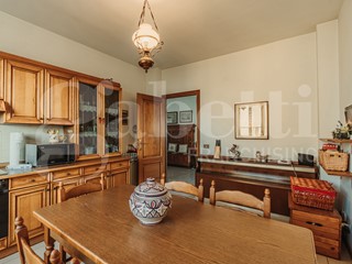 Attico in Vendita a Torino, 229'000€, 140 m²